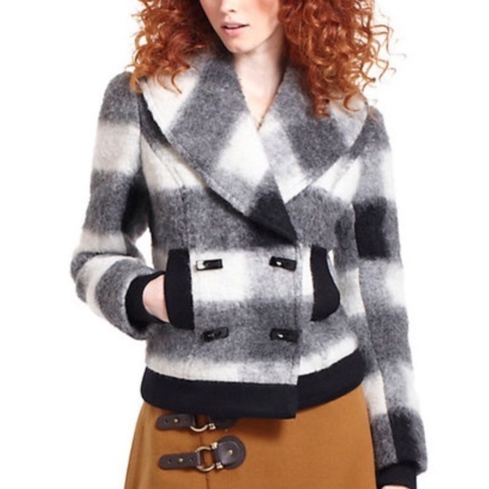 ***Final price***Anthropologie Plenty by Tracy Reese Cropped wool shawl jacket